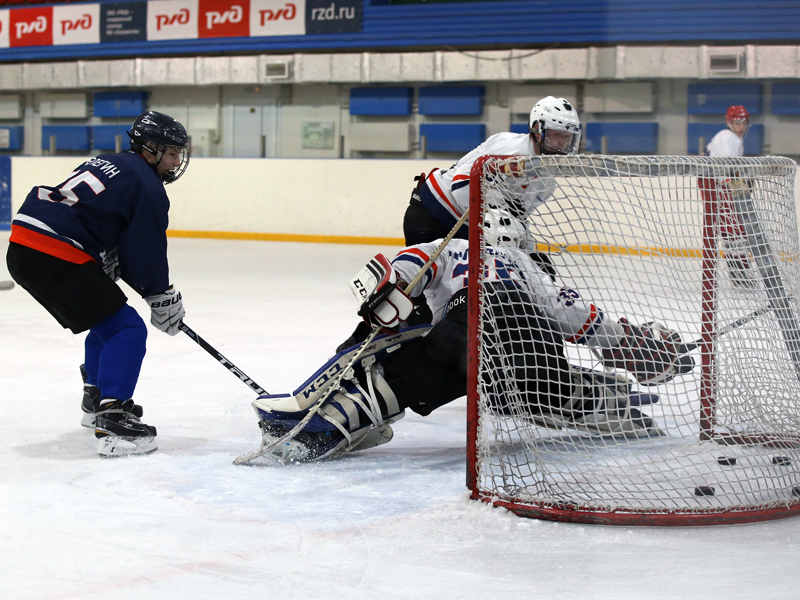 Тренировки хоккейных команд