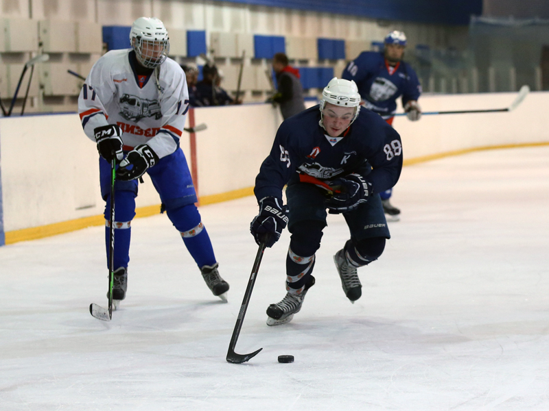 Тренировки хоккейных команд