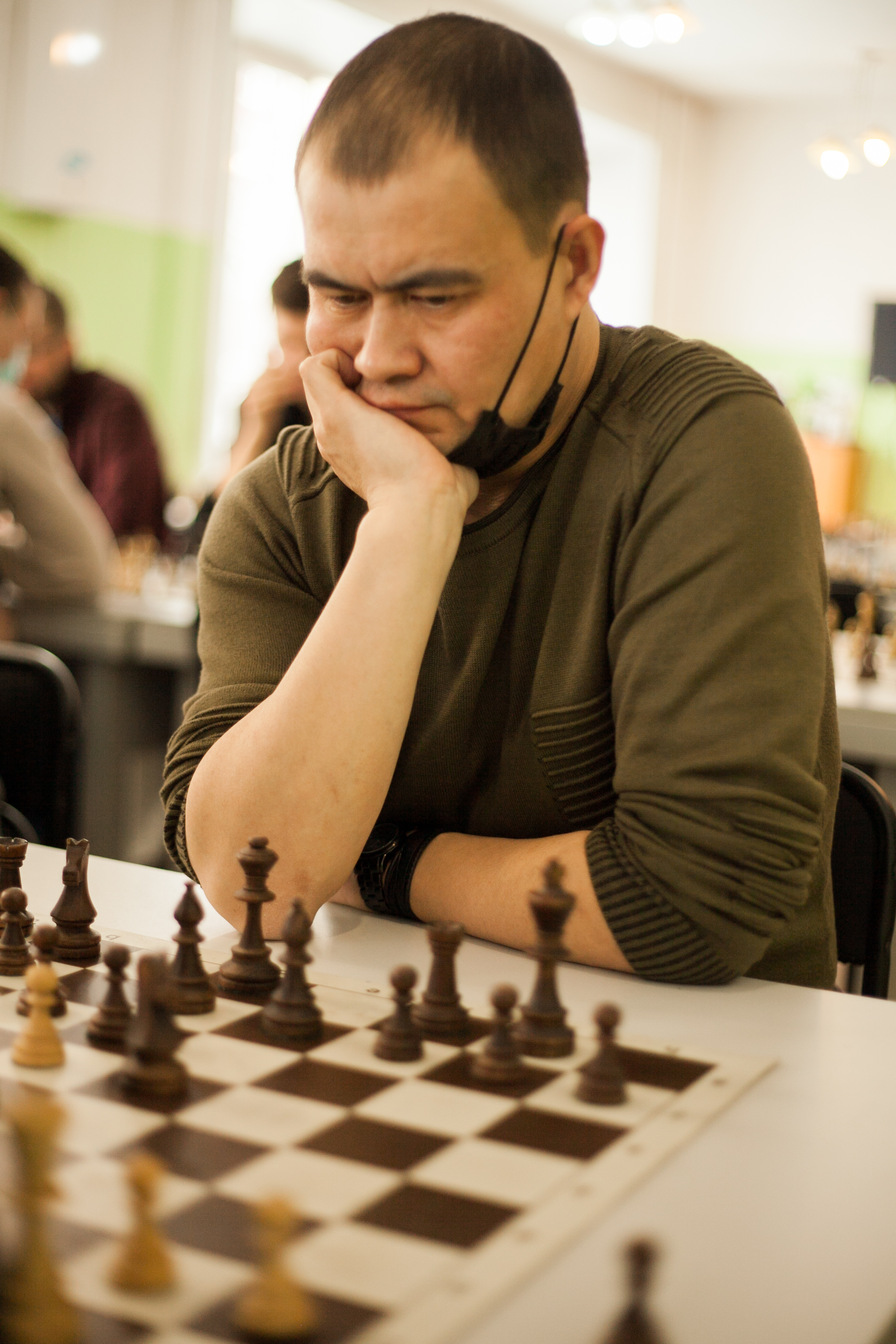 З сиб. Шахматы 12 на 12. Фахим шахматист сейчас. Чемпион Франции по шахматам 2012 до 12 лет.